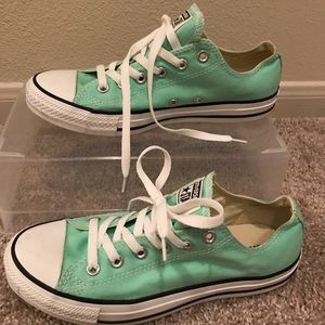 Mint green converse sneakers LIKE NEW